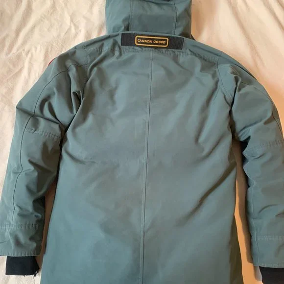 Authentic Canada Goose Jacket - Picture 3 of 3
